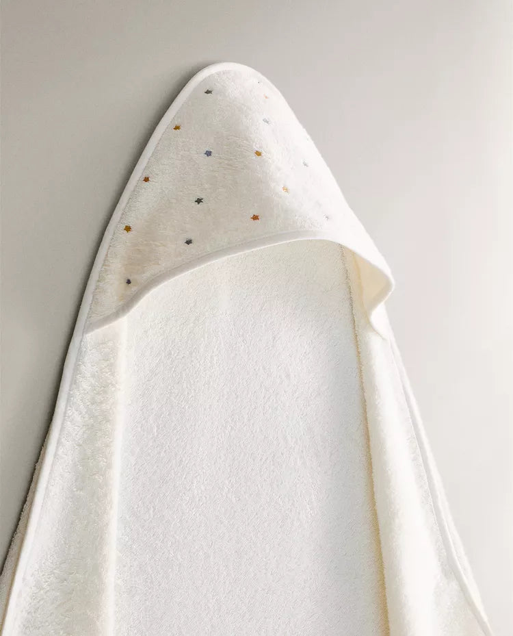 Soft Coral Fleece Baby Cloak Bath Towel – Cute Cartoon Hooded Bathrobe for Newborns & Toddlers